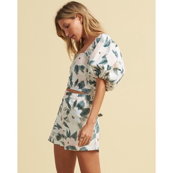 Billabong x Salty Blonde Sun Bleached Floral High Rise Shorts in Clover - Picture 3 of 8